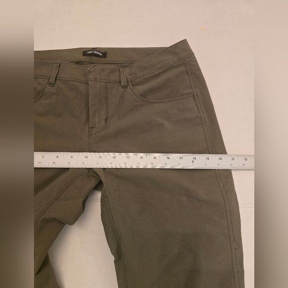 Arc'teryx Levon Women's Hiking Pants Size 10 In Army Green - Picture 11 of 15